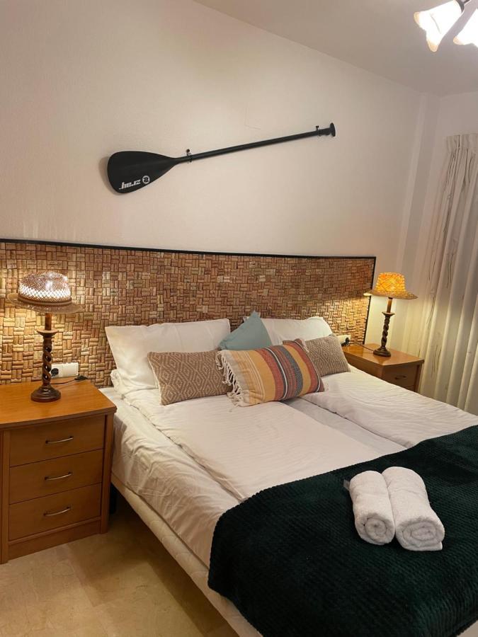 Traveler'S Beach Apartment With Sea View, Free Coffee & Parking ベニドルム エクステリア 写真